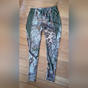 Realtree She Outdoors Base Layer Camouflage Leggings